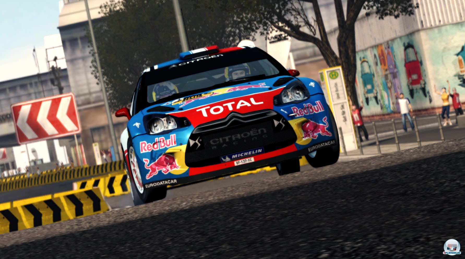 Alle Teams & Fahrer der aktuellen Saison sind am Start - selbst die Dirt 3-Veteranen Kris Meeke und Ken Block.